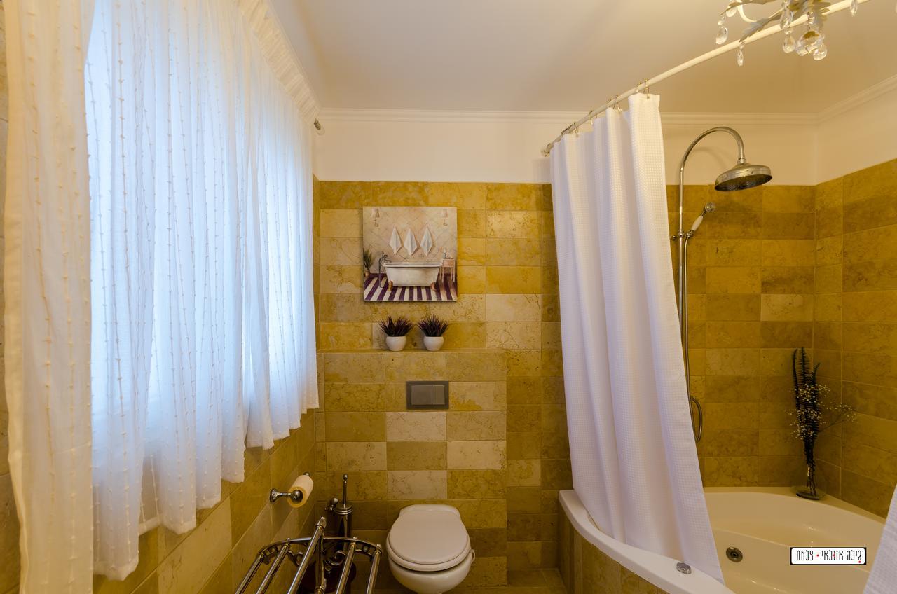 Villa Naomi'S Rosh Pinna Esterno foto