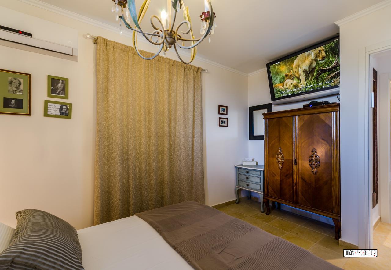 Villa Naomi'S Rosh Pinna Esterno foto