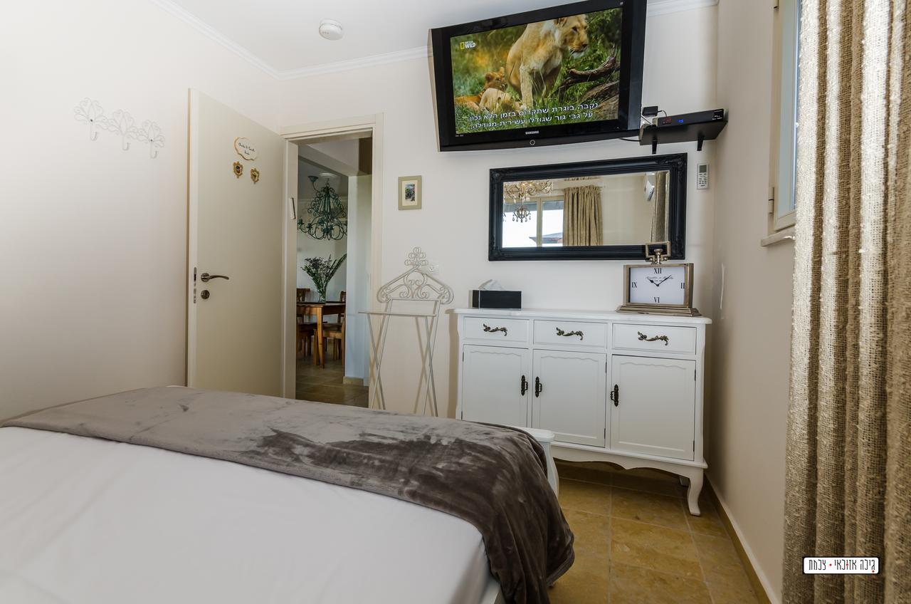 Villa Naomi'S Rosh Pinna Esterno foto