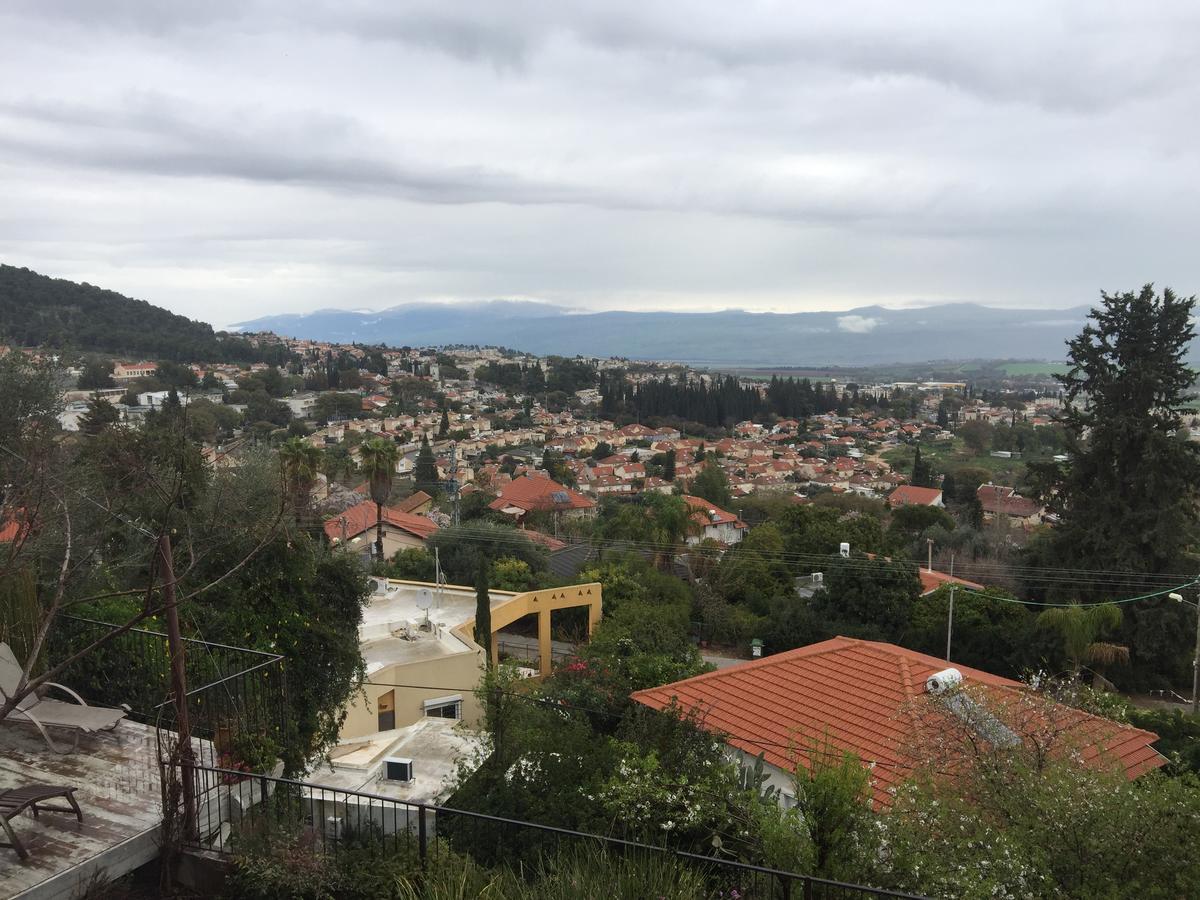 Villa Naomi'S Rosh Pinna Esterno foto