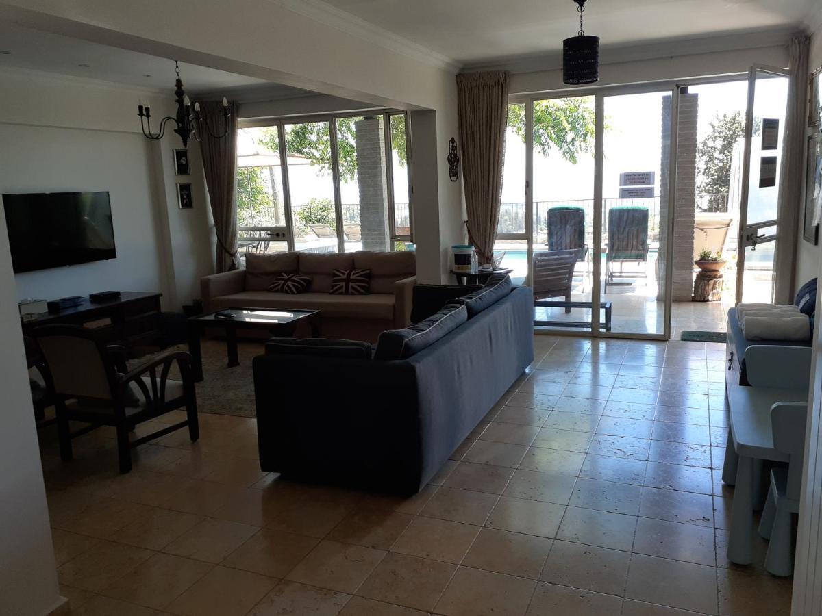 Villa Naomi'S Rosh Pinna Esterno foto